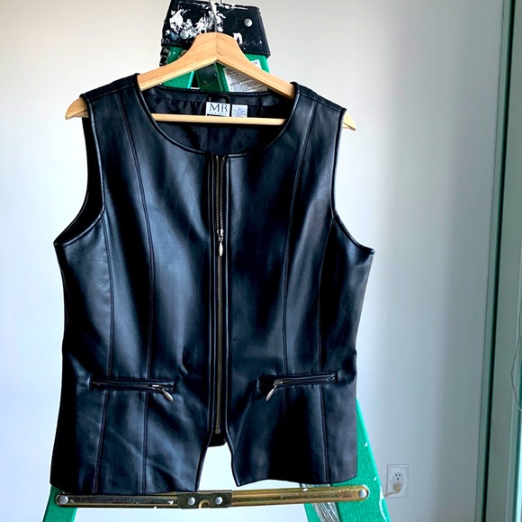 Womenswear Vest Simil Leather - Picture 1 of 5